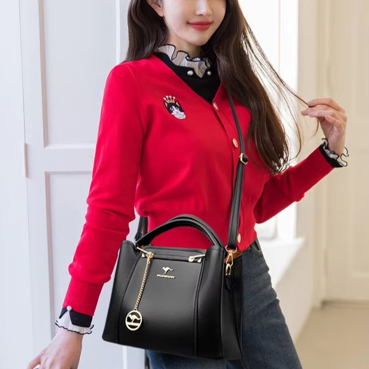 กระเป๋าถือหนังผู้หญิงดีไซน์หรู - Women Bags Guess บทวิจารณ์และราคา