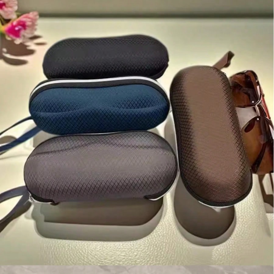 KLASSNUM กล่องใส่แว่นตาแบบแข็ง - Box Bag Rigid บทวิจารณ์และราคา